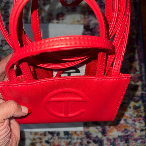 Small RED Telfar shopping bag - Picture 4 of 7